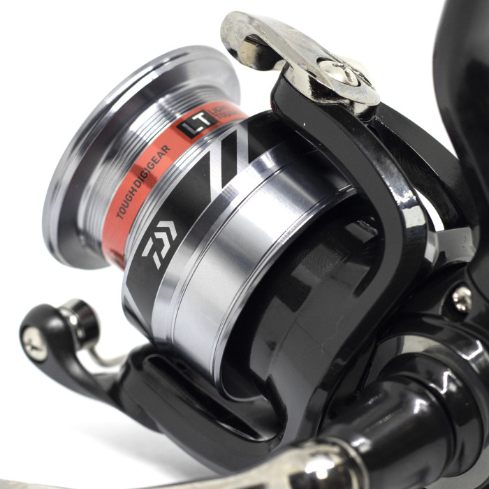 Катушка Daiwa 20 RX LT 2000 (20004682)